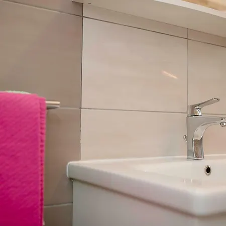 Apartman Jasmina Banjol Exterior photo